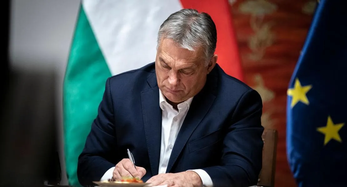Árnyékkormány: Orbán lelkén fog száradni, ha betegek életébe kerül a kórházi adósságok elszállása