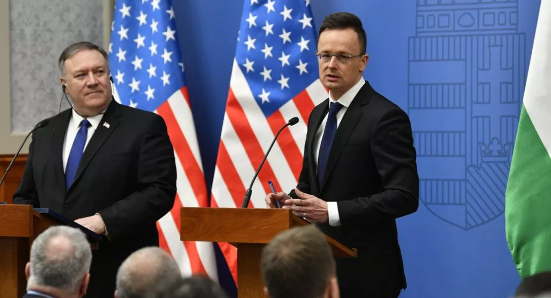 Orbánt alázta az amerikai külügyminiszter 