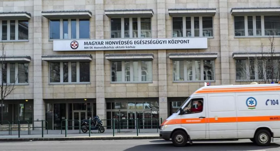 Az ország vezető kórháza a szemünk láttára omlik össze - Ágyi poloskák lepték el a Honvédkórházat