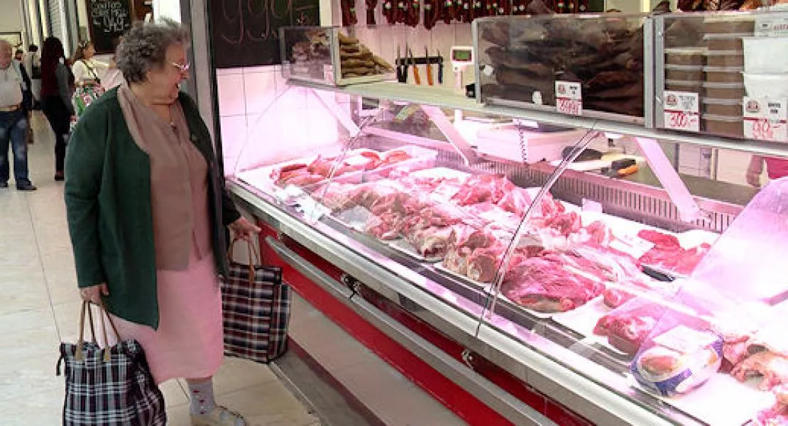 Elképesztően drága lesz a sertés, a magyaroknak már a rántott hús is elérhetetlen luxus