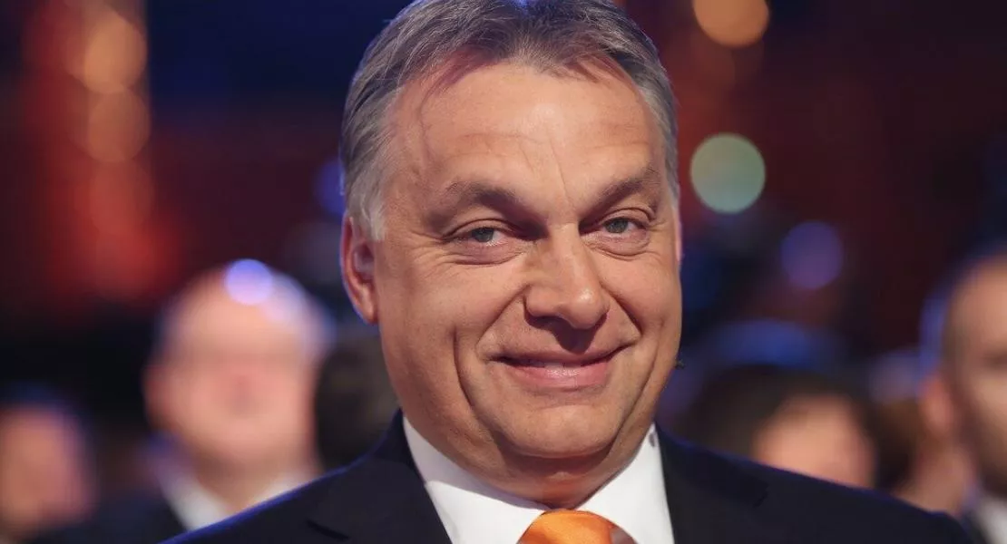 Több milliárdnyi uniós pénz vándorolt egy Fidesz-közeli céghez - A közszolgák helyett megint csak a haverok jártak jól
