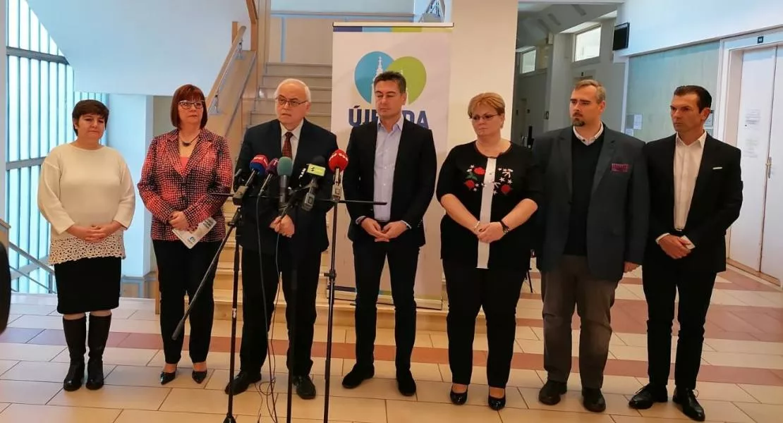 Szakmai egyeztetés a koronavírussal kapcsolatban - Cselekvési tervvel készülnek a budapesti polgármesterek László Imre vezetésével