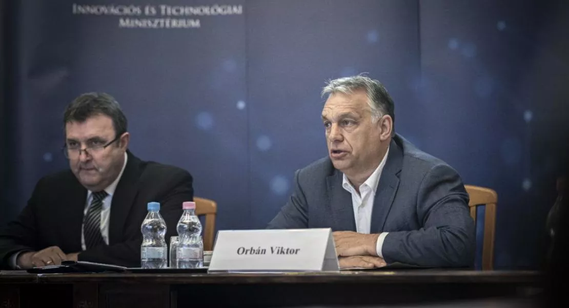 Egy hete nem tudjuk, hogy mi lesz a munkahelyekkel! - Mire vár Orbán Viktor?