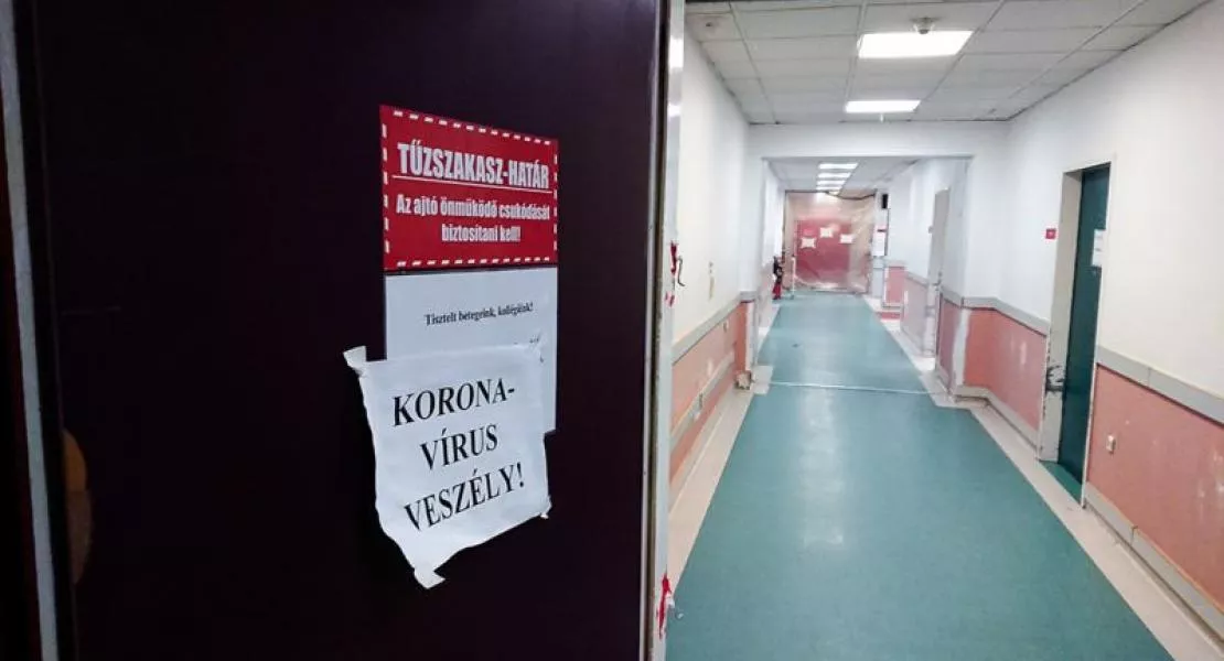 A kormány felelőssége, hogy 100 beteg és 40 dolgozó betegedhetett meg a Szent Imre kórházban