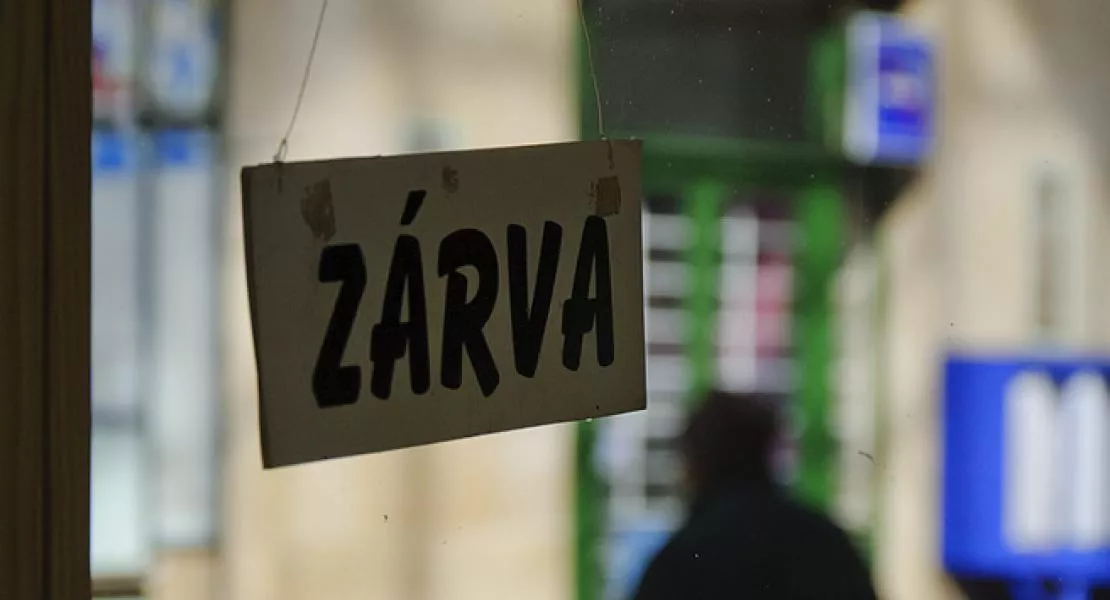 Egyéni vállalkozók tízezrei álltak le - Az Orbán-kormány nem segít