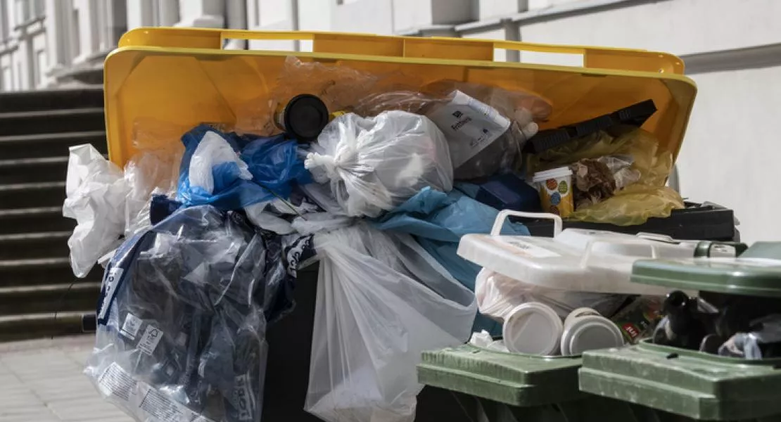 A Demokratikus Koalíció benyújtja a kormány visszavont javaslatát az egyszer használatos műanyagok betiltásáról
