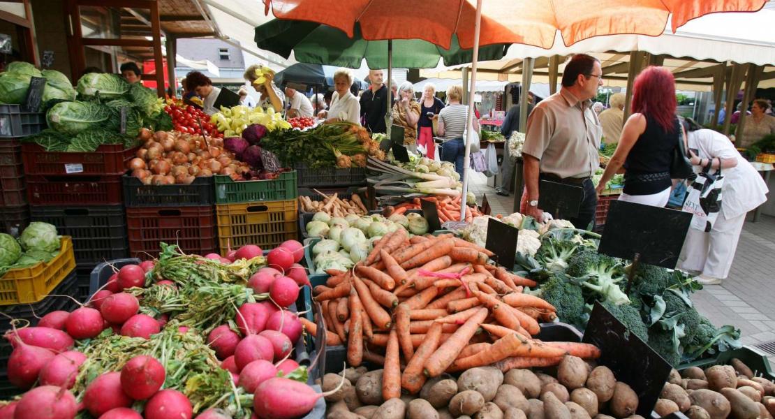 Egekben az élelmiszerárak a magas infláció miatt - A magyarok fizetik meg a kormány gazdaságpolitikájának árát