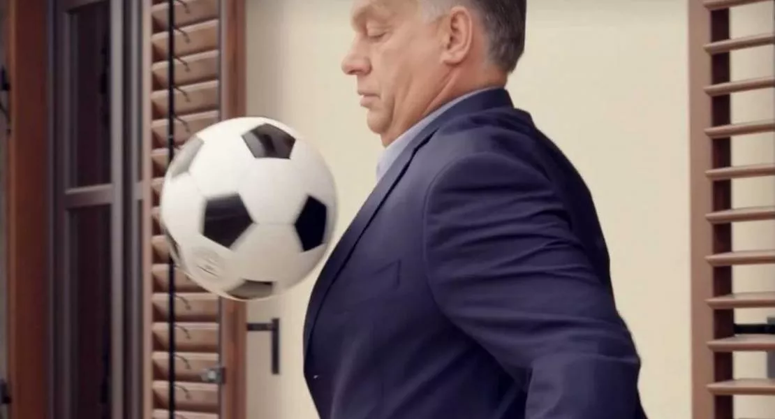 Elég jellemző, hogy Orbánék nem a válságkezelésről, hanem a külföldi focira elosztogatott pénzekről híresültek el a világban