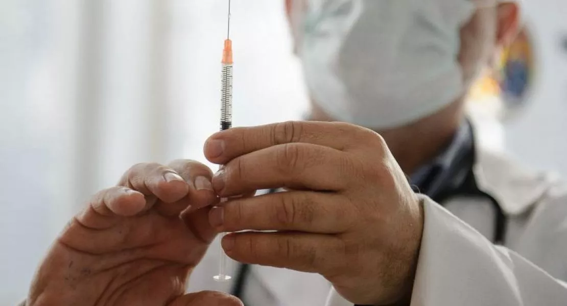 Influenza-oltás - Elfogyott az oltóanyag, egyre hosszabbak a várólisták 