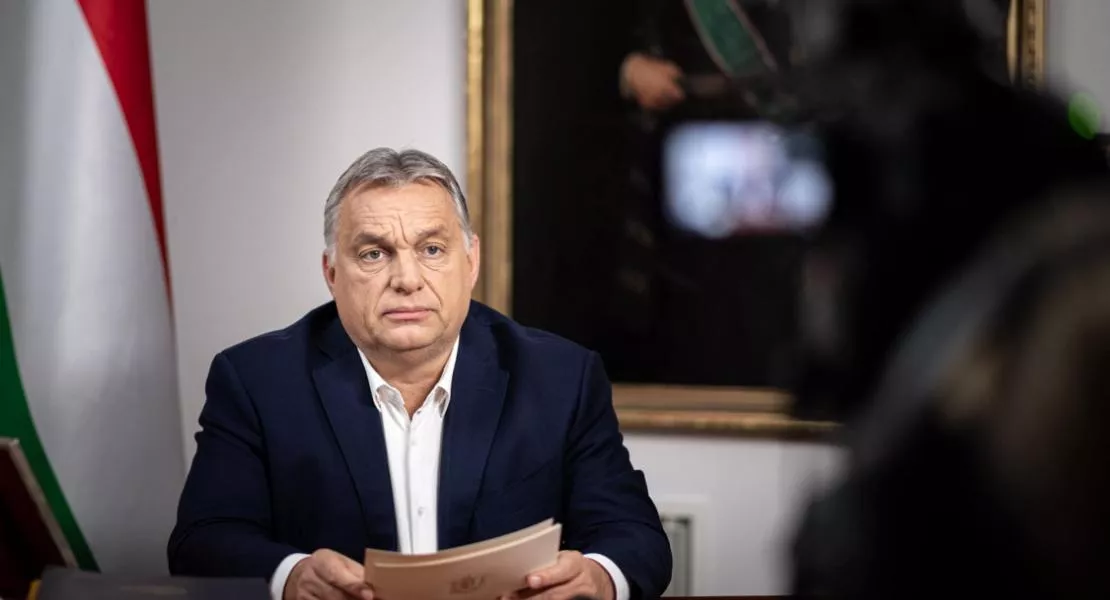 A DK reagálása Orbán Viktorra - Most veszi el a kormány a családoktól a biztonságos karácsonyozást