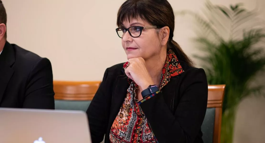 Kálmán Olga: Minden balatoni településen legyen szabadstrand, hogy az orbáni infláció ne vegye el a balatoni nyaralásokat az emberektől