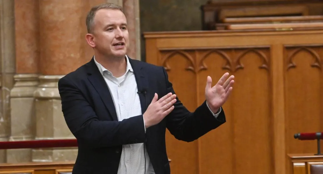 Sebián-Petrovszki László: Az orbáni pártállam rendőrsége nem nyomoz a Demokratikus Koalícióra jogtalanul kiszabott ÁSZ-bírság ügyében