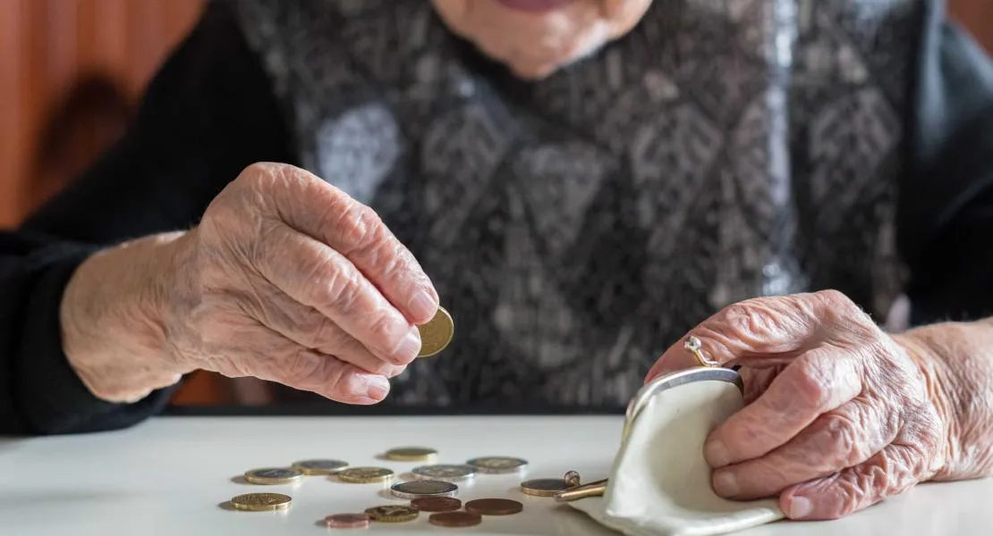  Egy bevásárlás alatt elkölthetik a nyugdíjasok az élelmiszer-utalványokat, a nyugdíjak emelésére és az alapélelmiszerek 0 százalékos áfájára van szükség!