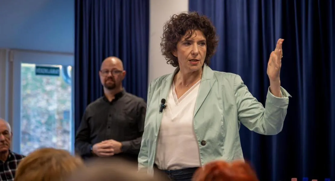 Dobrev Klára: A DK törvénymódosítást kezdeményez, hogy senkit ne lehessen kirúgni karácsony előtt